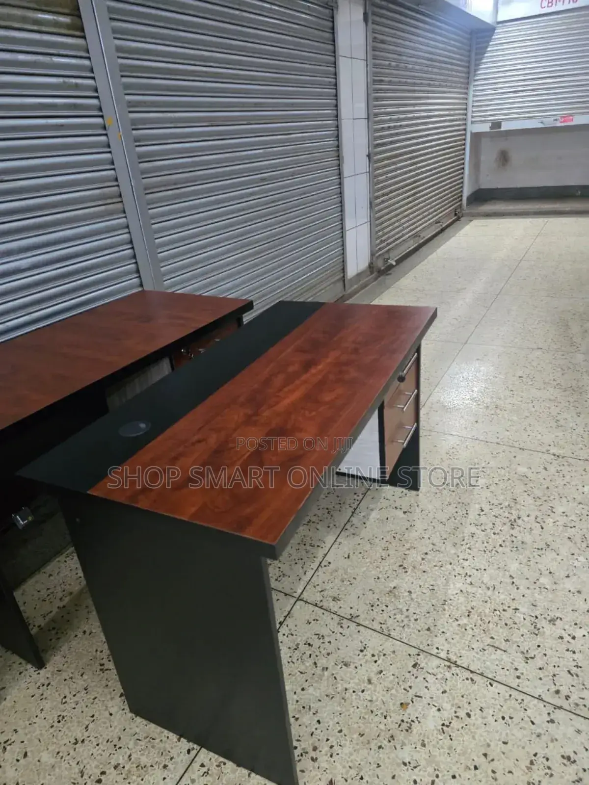 Executive Office Desk Executive Office Desk 3 Drawers