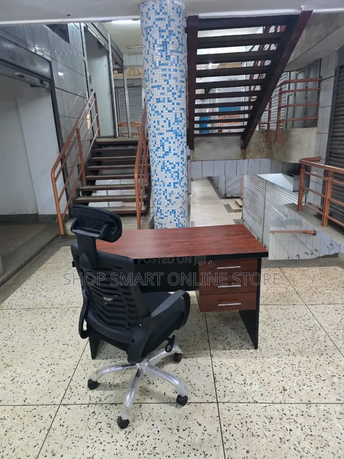 A Set Office Table and Chair a Set of Office Table and Chair