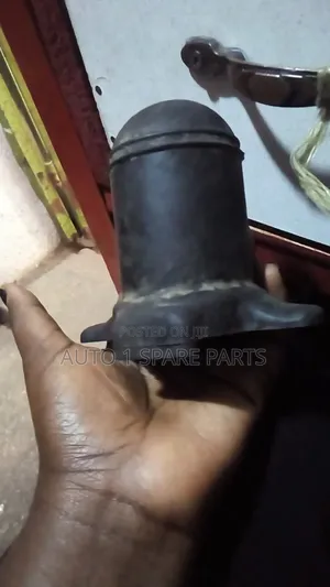 Rear Bump Stoppers Ford Ranger.