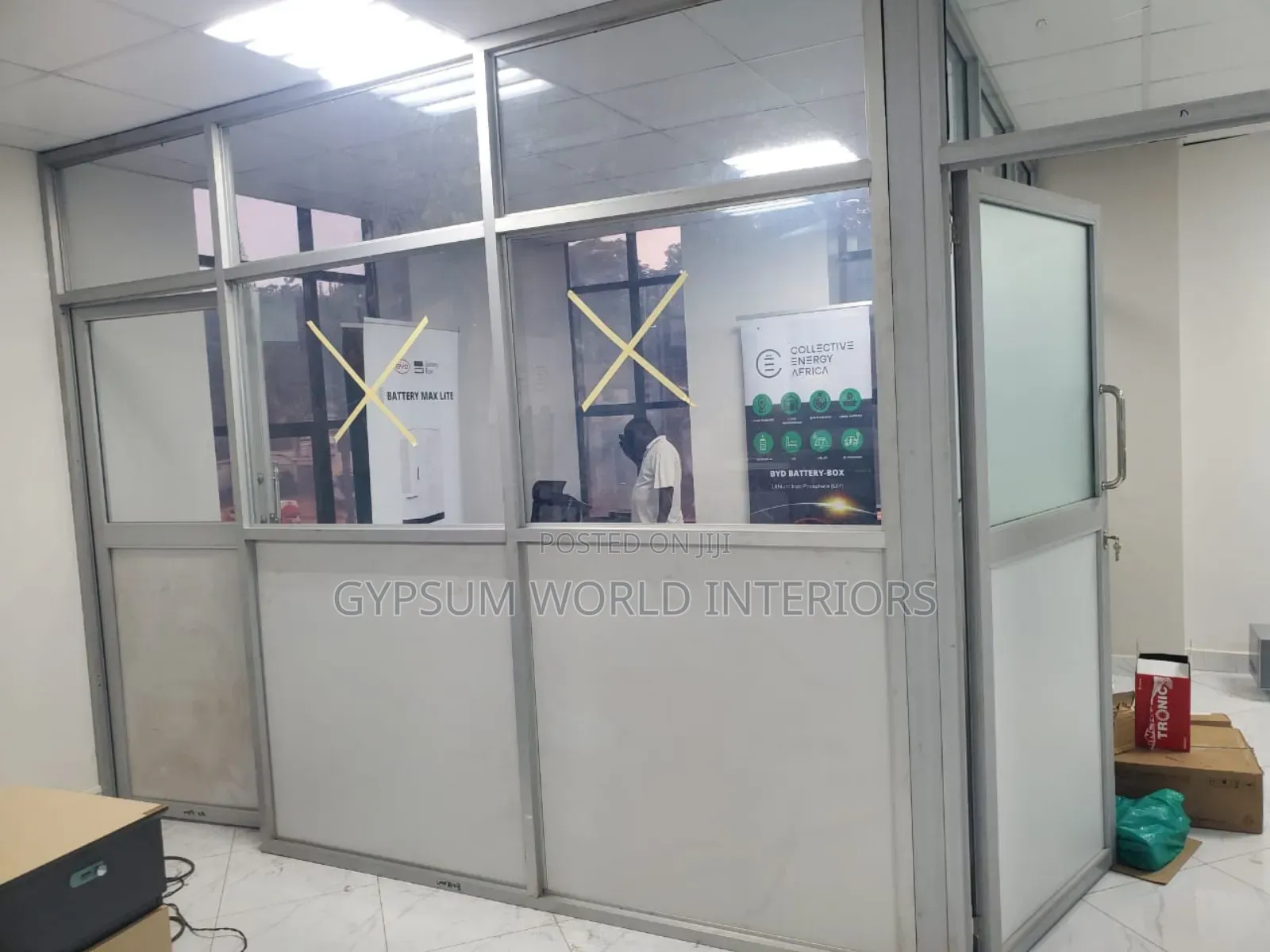 Office Partitions Using Aluminium and Glass