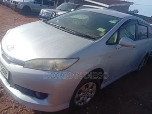 Toyota Wish 2010 Gray