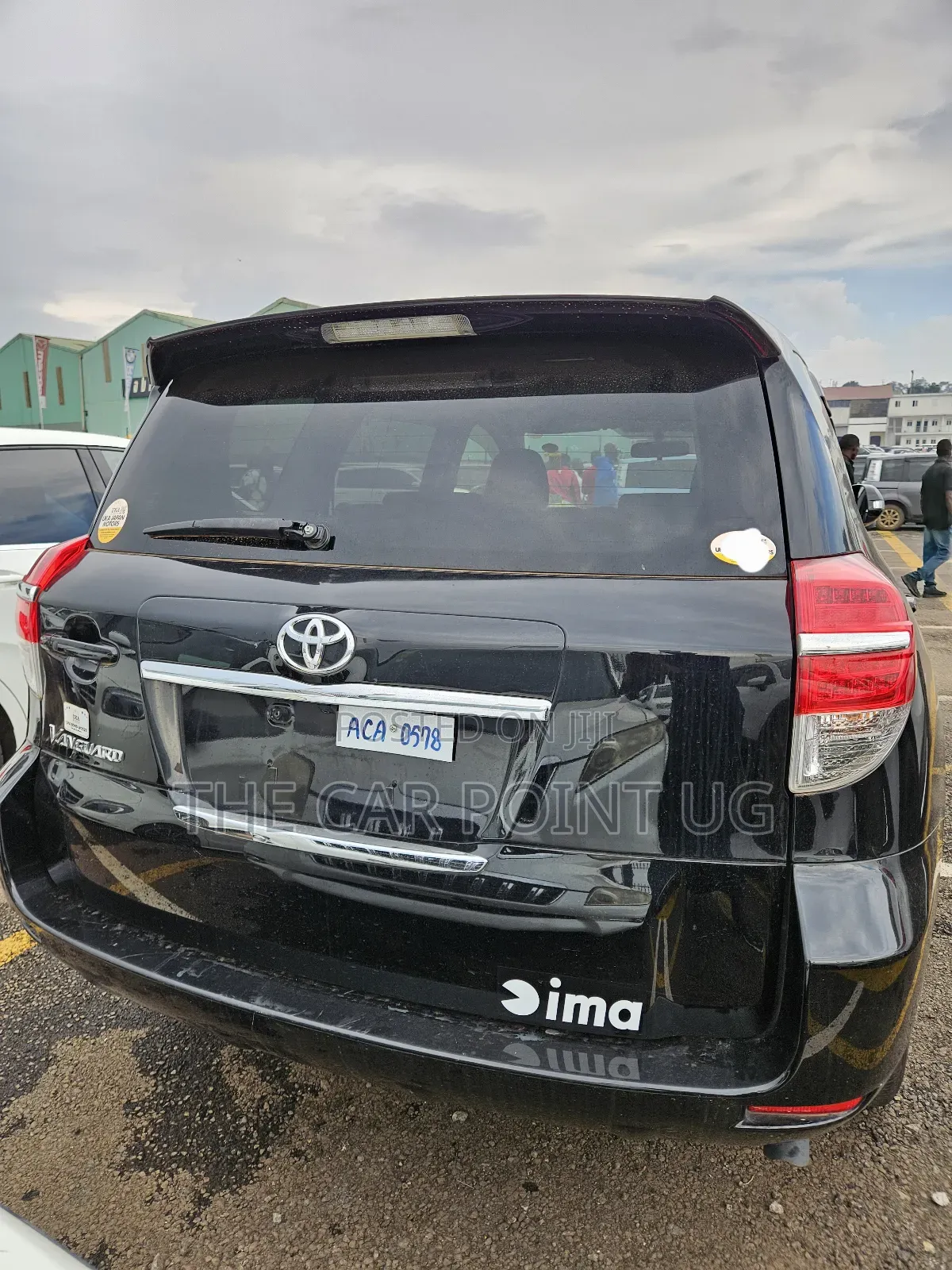 Toyota Vanguard 2013 Black