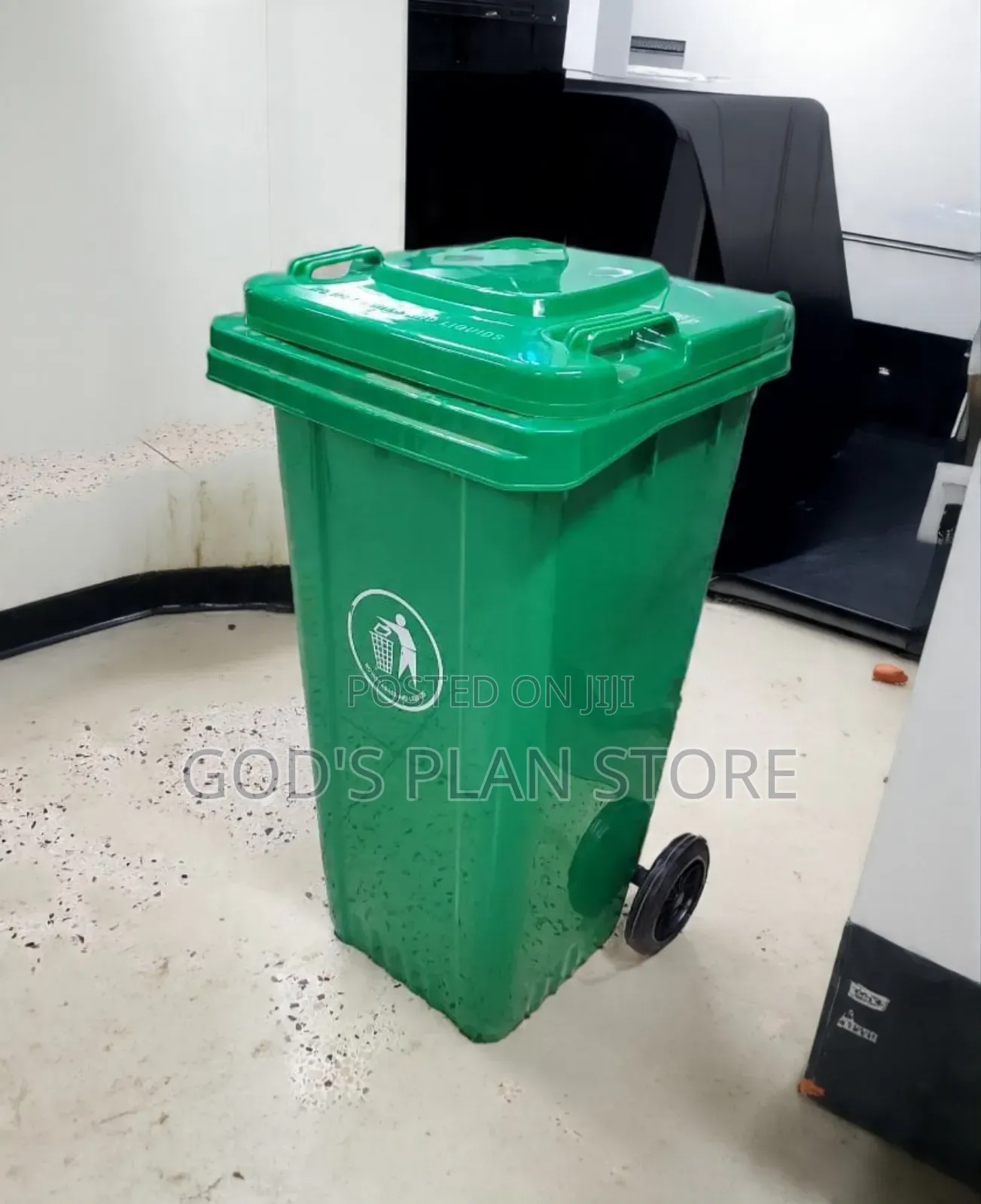 Pearl Plastic Dust Bins Pearl Plastic Dust Bins 120litres