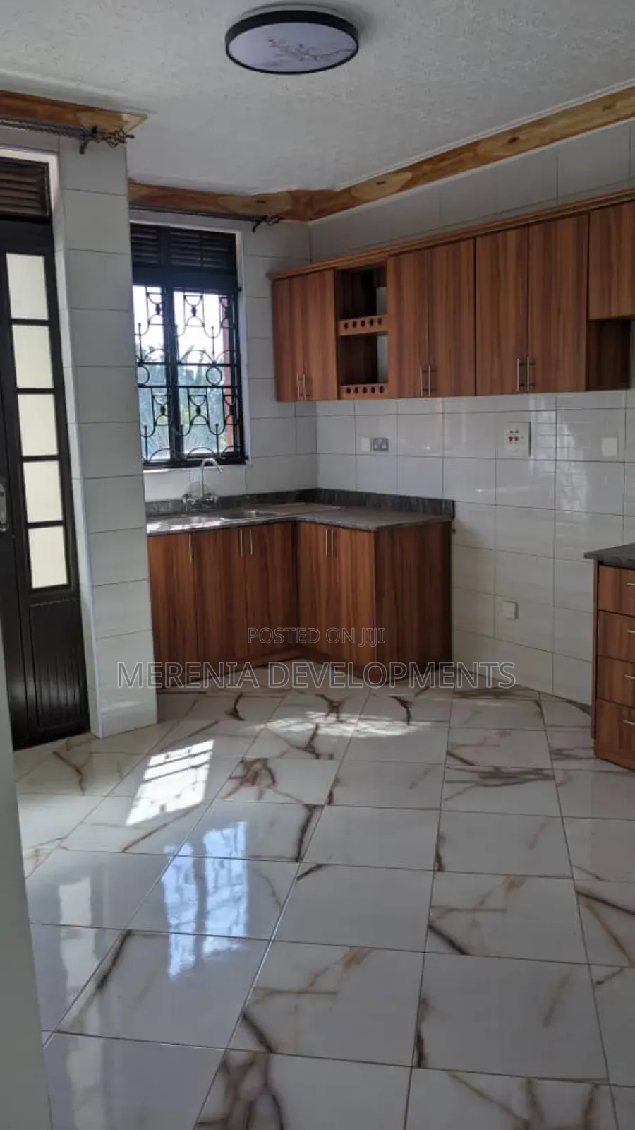 3bdrm Apartment in Munyonyo, Makindye for rent