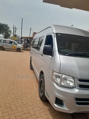 Hiace Hiroof Car for Hire