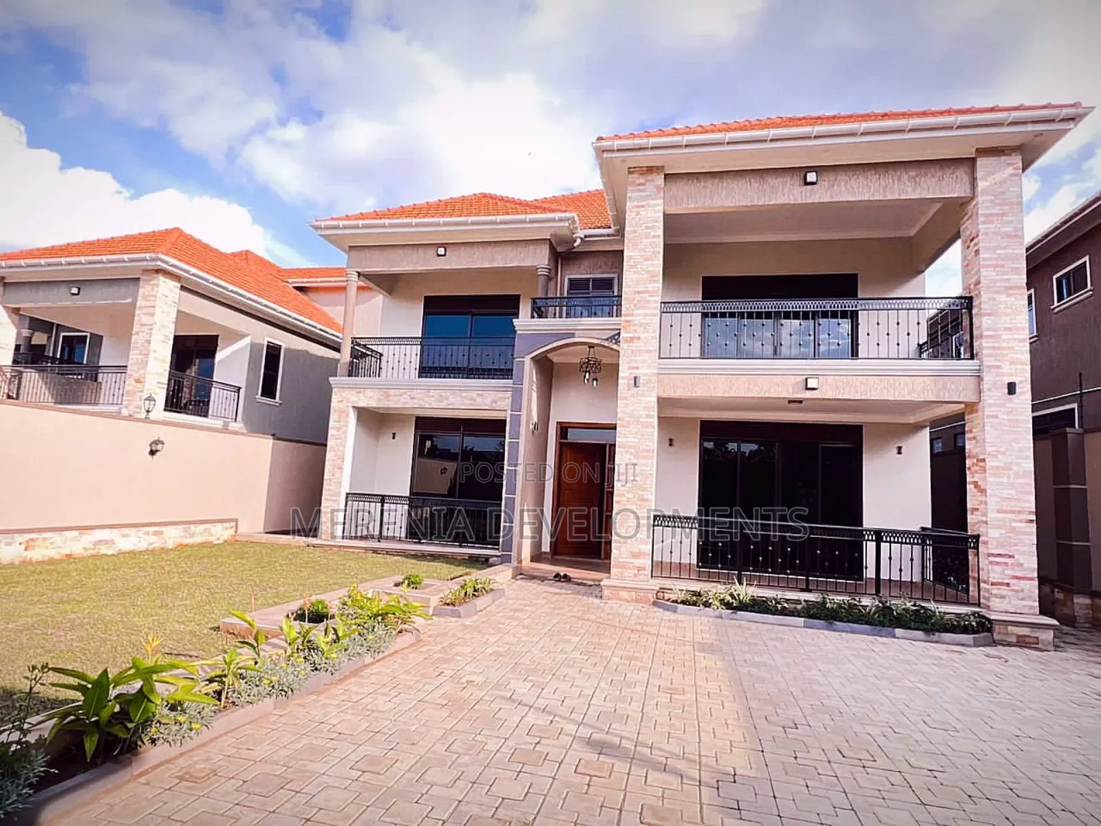 5bdrm House in Kira, Kawempe for sale