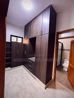5bdrm House in Kira, Kawempe for sale