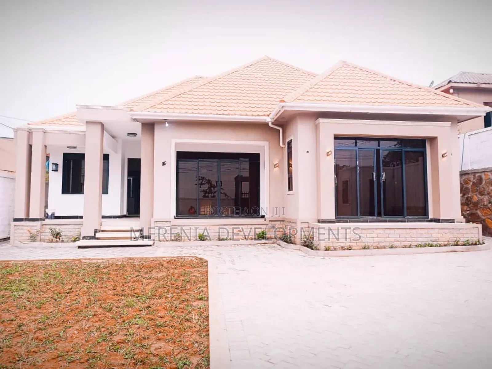 5bdrm House in Kira, Kawempe for sale