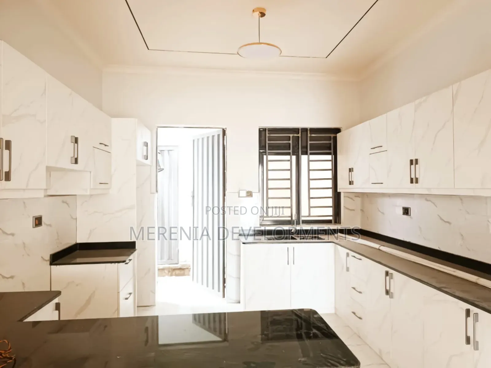 5bdrm House in Kira, Kawempe for sale