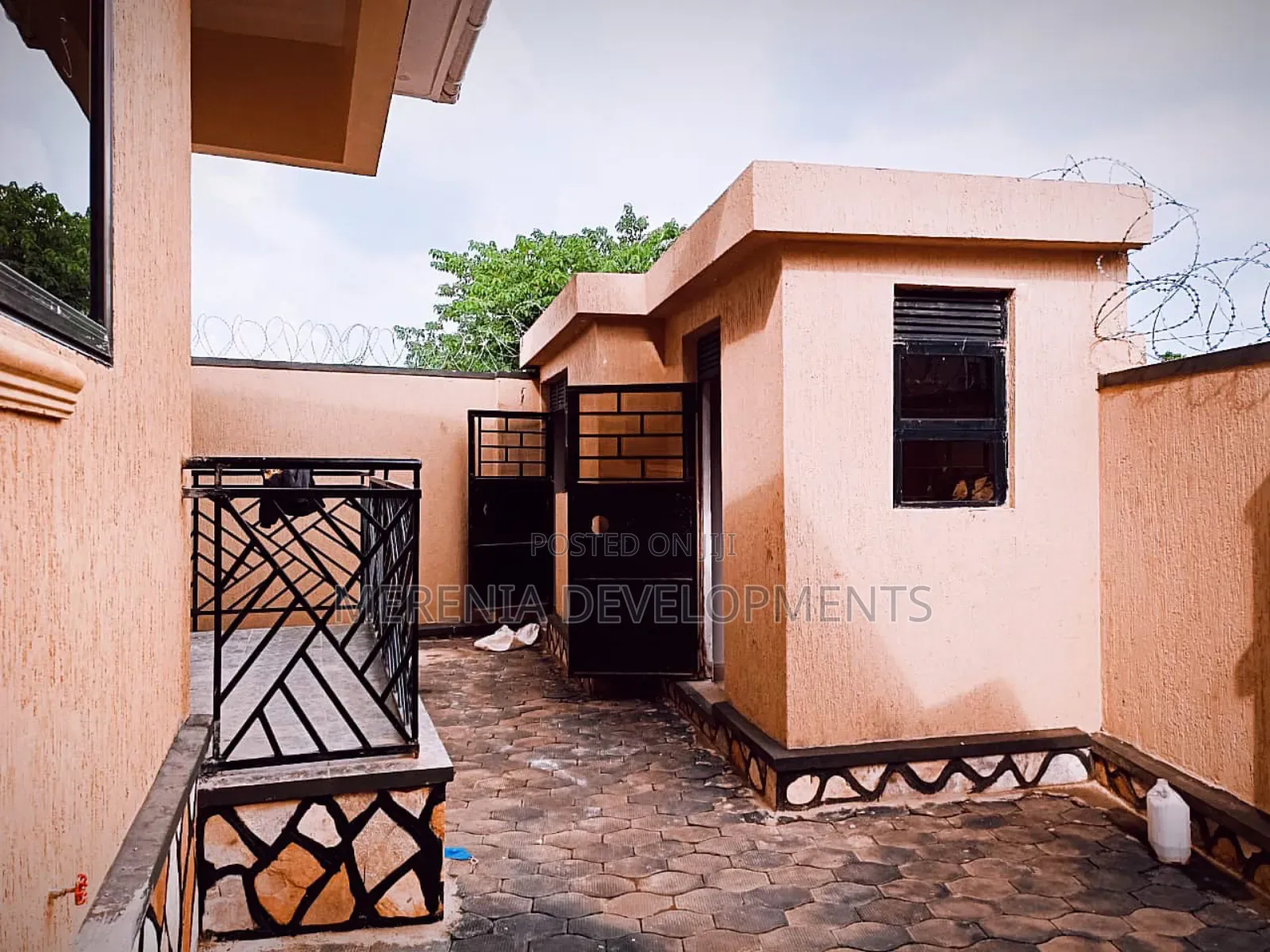 4bdrm House in Kira for sale