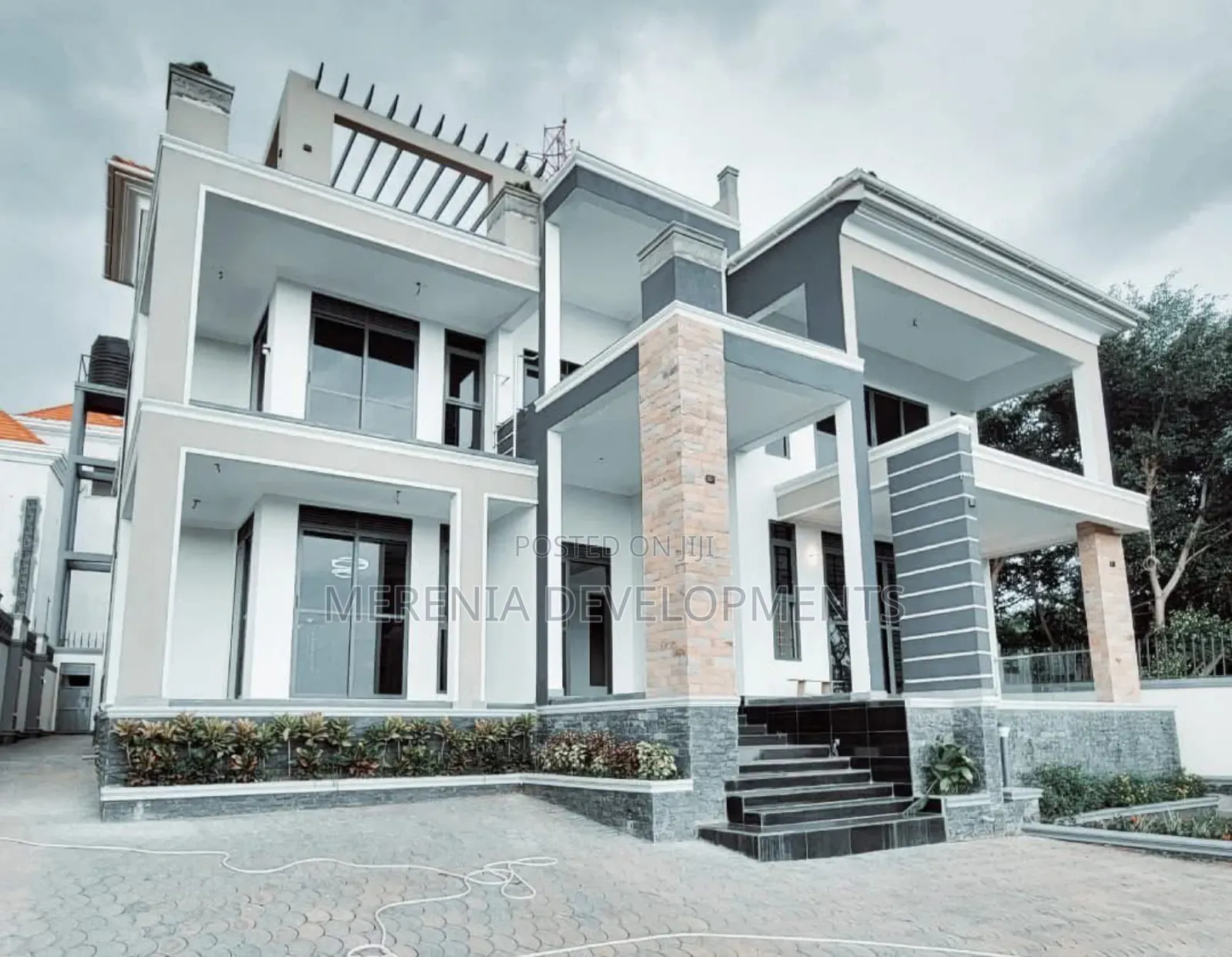 7bdrm House in Kyanja, Kawempe for sale