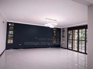 7bdrm House in Kyanja, Kawempe for sale