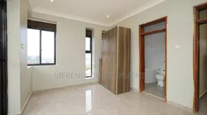 6bdrm House in Bwebajja, Wakiso / Wakiso for sale