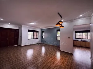 3bdrm House in Kira for sale