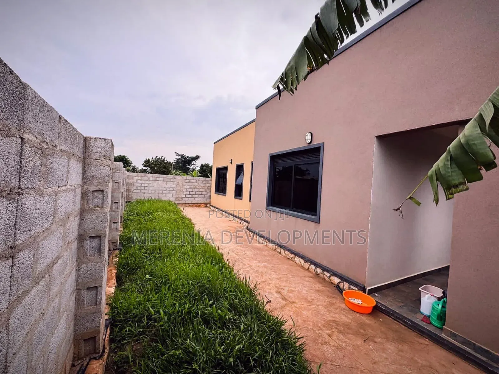 3bdrm House in Kira for sale