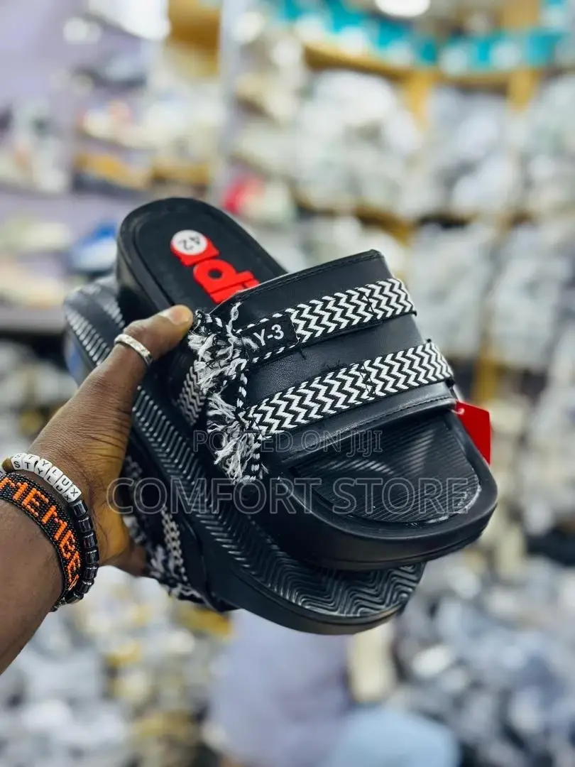 Black Push In