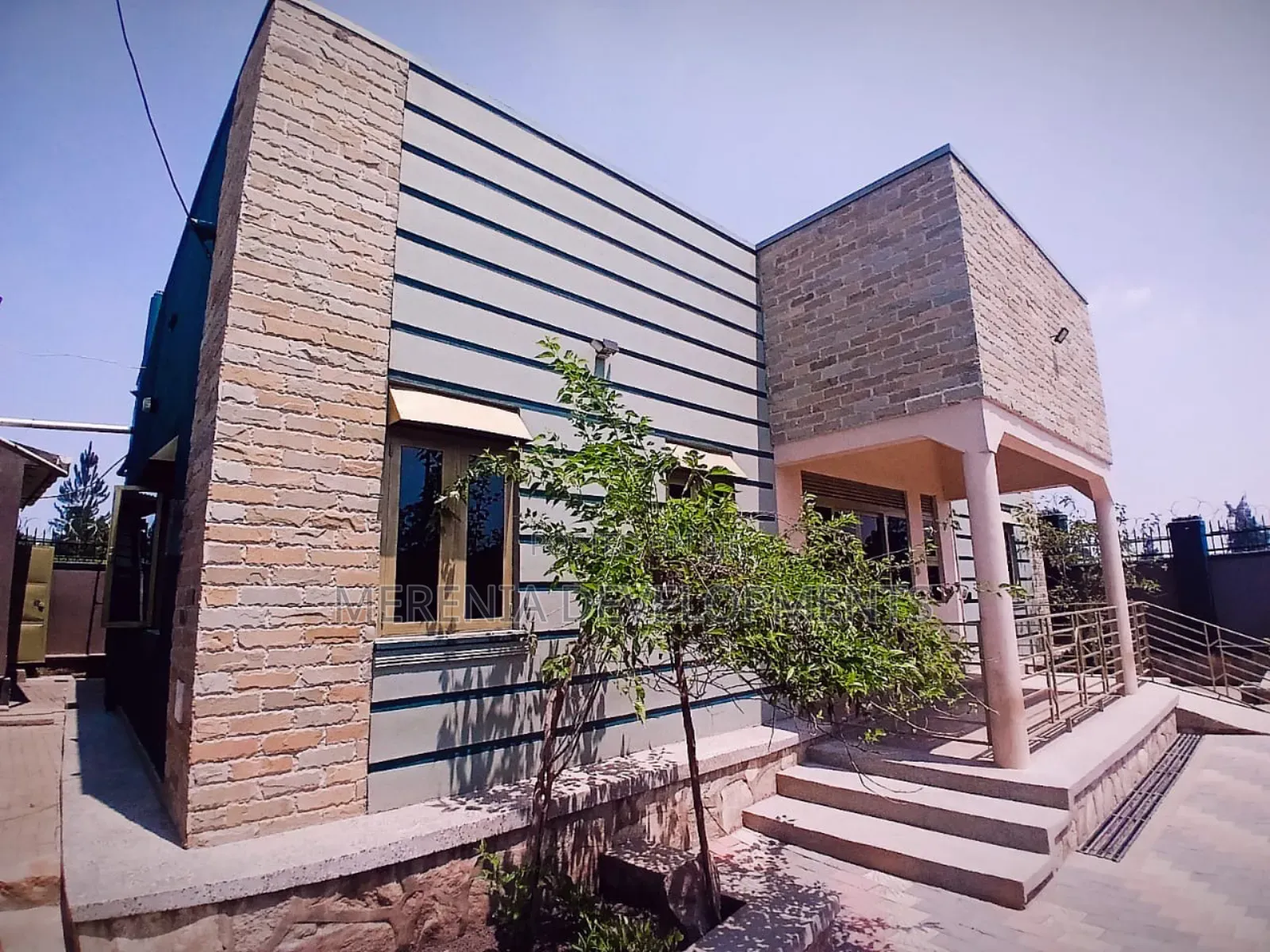 3bdrm House in Kira for sale