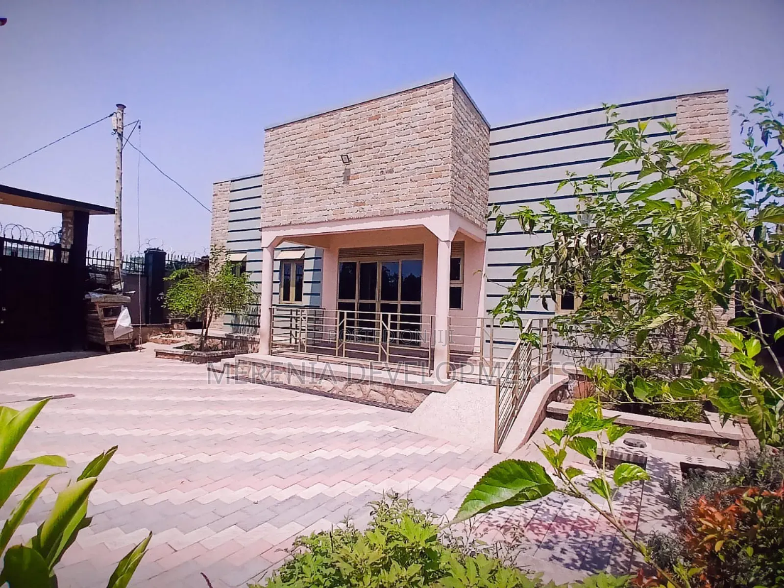 3bdrm House in Kira for sale