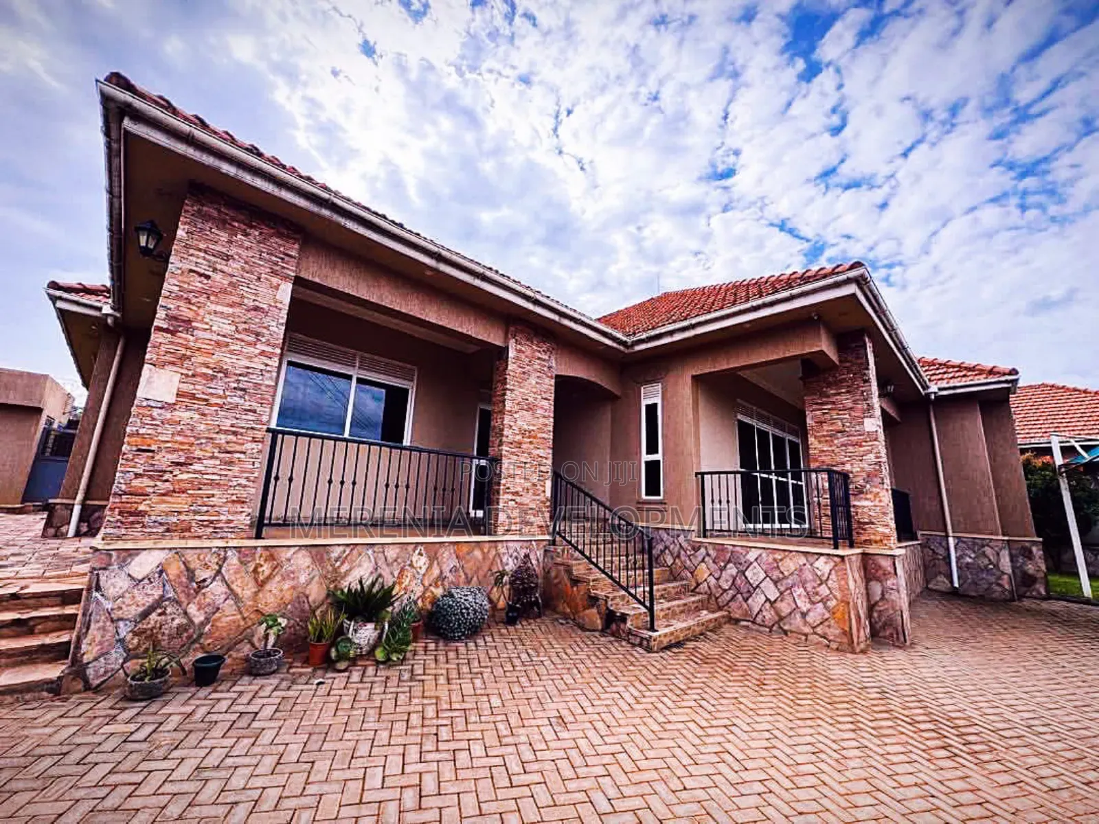 4bdrm House in Kira for sale