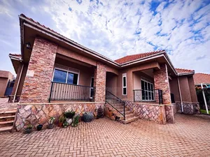 4bdrm House in Kira for sale