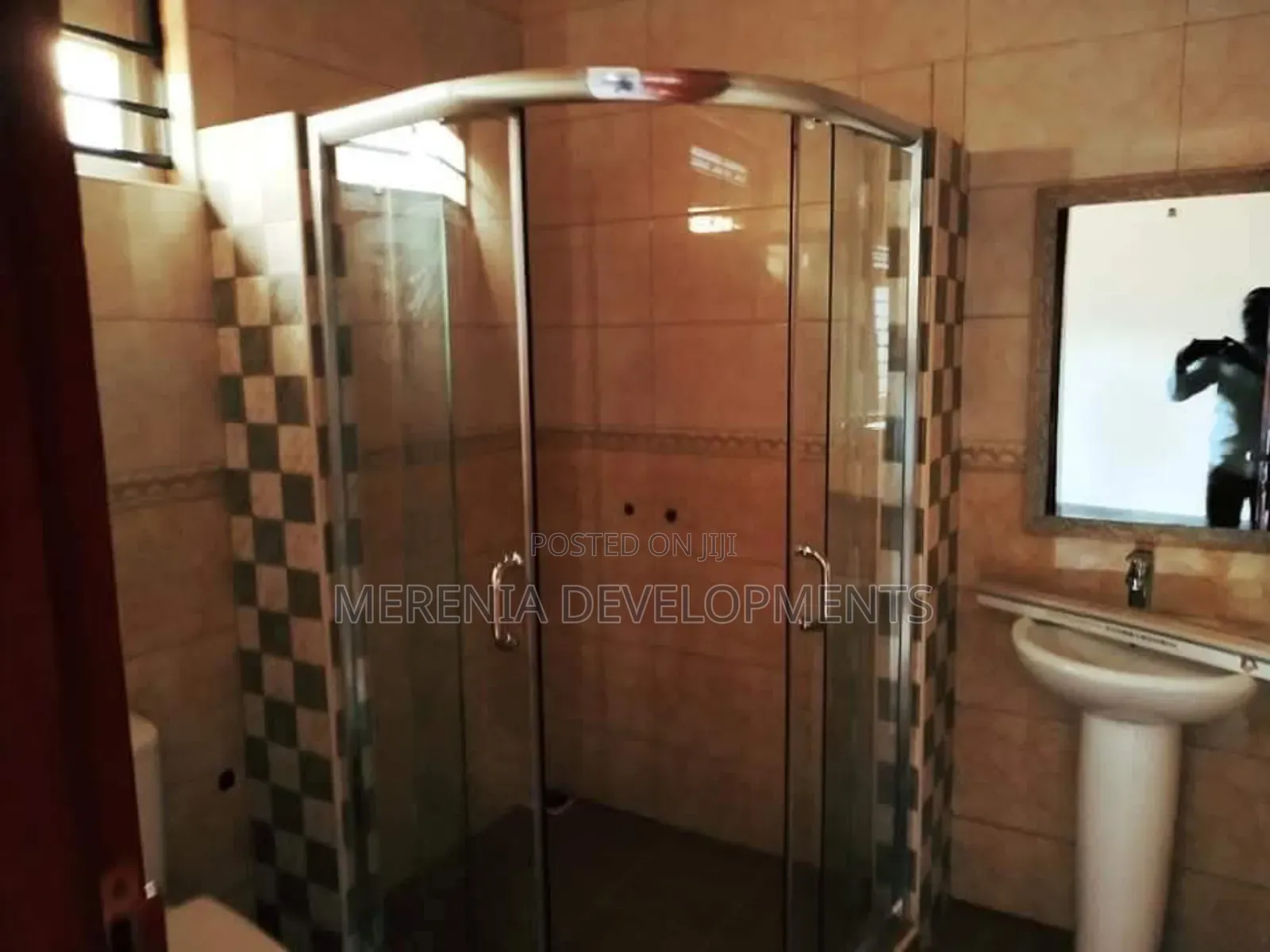 4bdrm House in Kira for sale