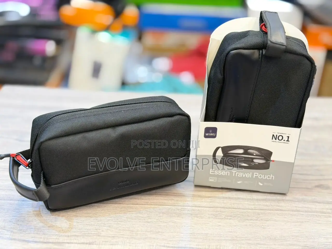 Wiwu Essen Travel Pouch, Compact Lightweight Organizer Bag