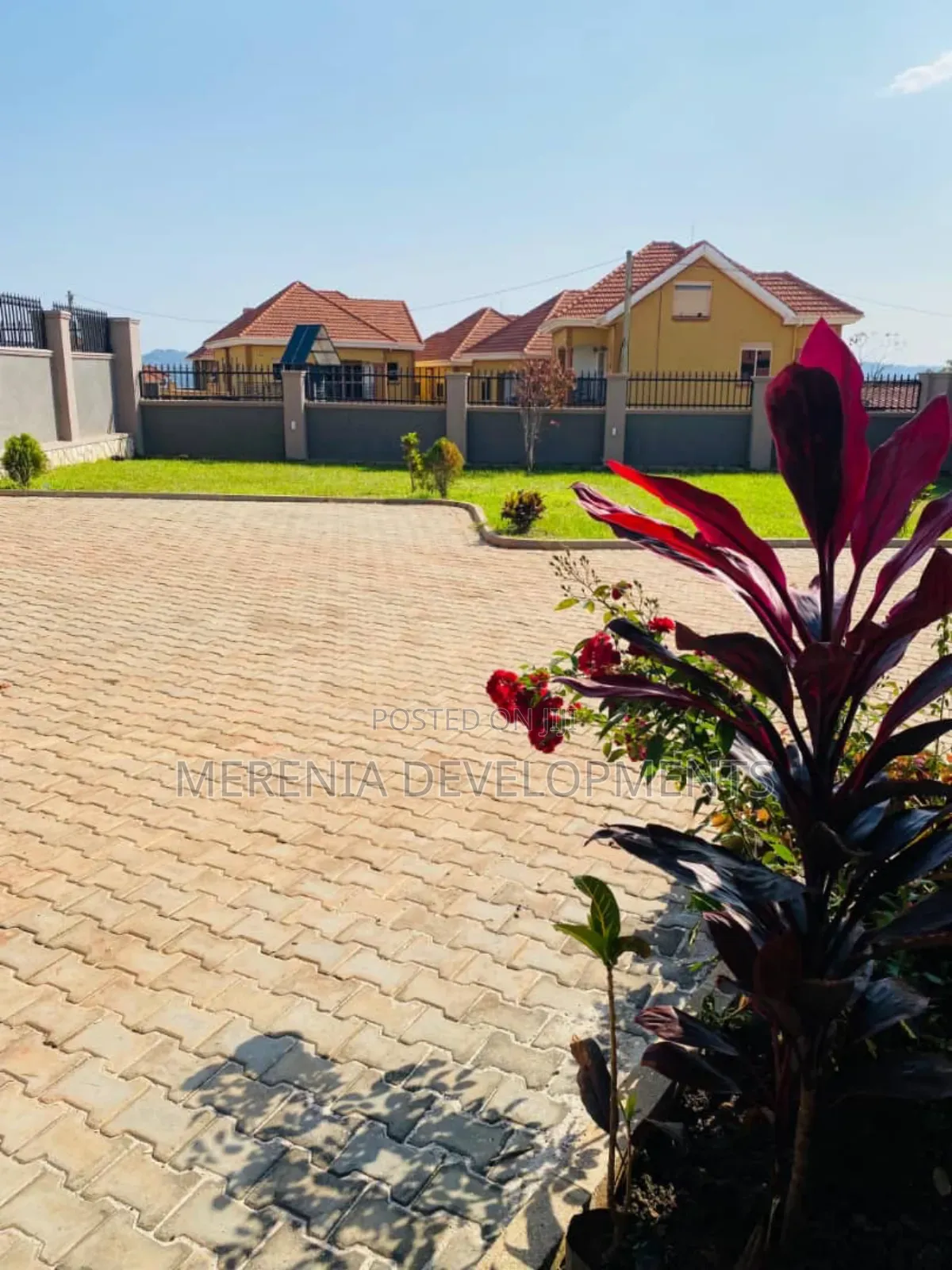 4bdrm House in Munyonyo, Makindye for sale