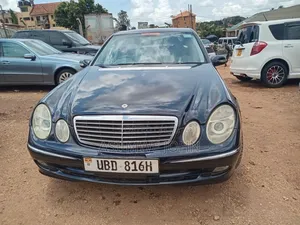 Mercedes-Benz E240 2005 Blue