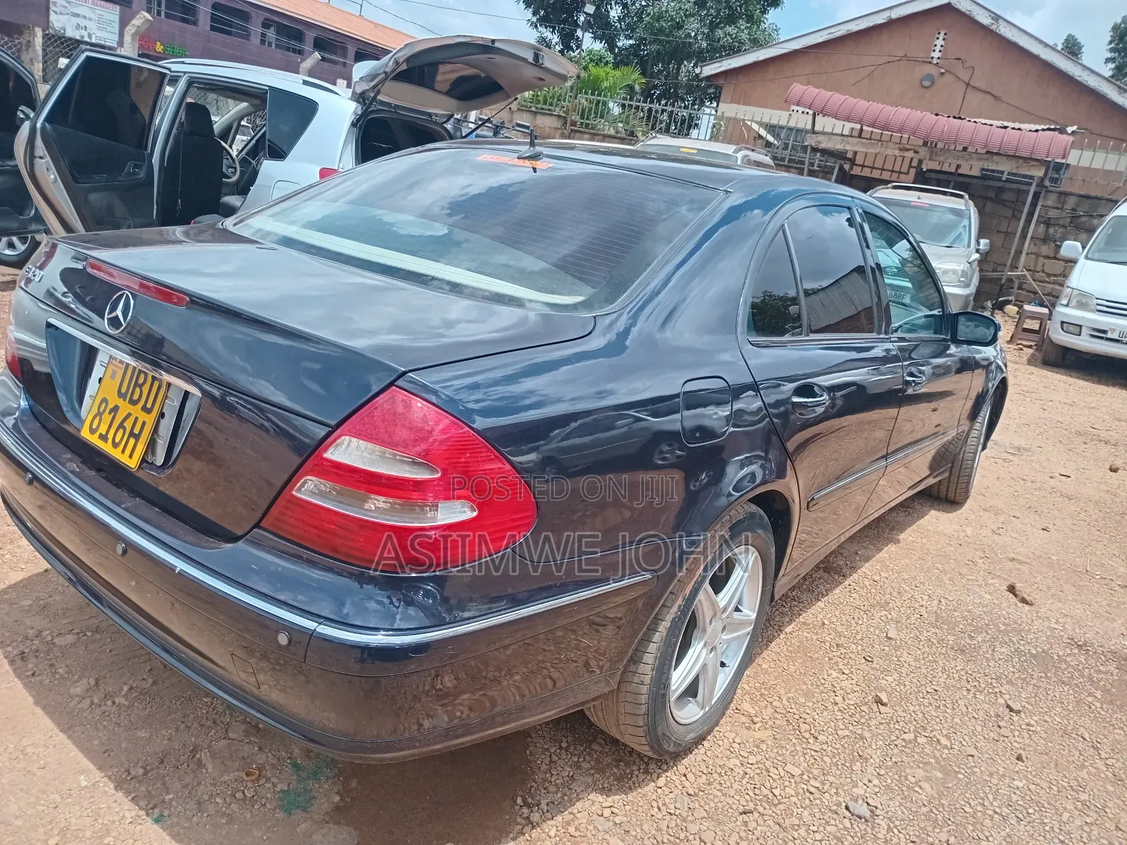 Mercedes-Benz E240 2005 Blue