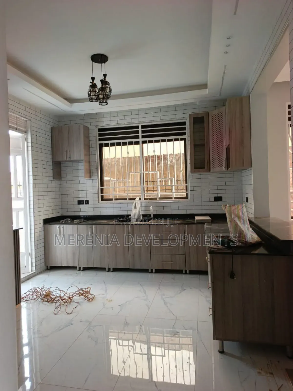 5bdrm House in Kyanja, Kawempe for sale