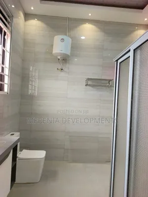 5bdrm House in Kyanja, Kawempe for sale