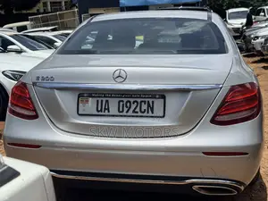 Mercedes-Benz E200 2018 Silver