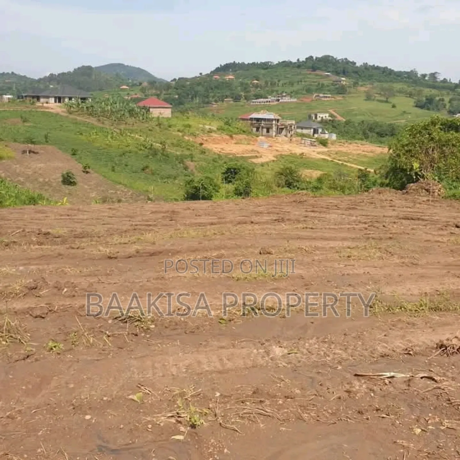 30ft by 70ft Plot on Sell in Matugga Buwambo