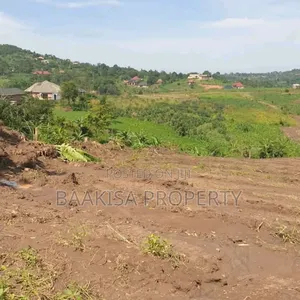 30ft by 70ft Plot on Sell in Matugga Buwambo