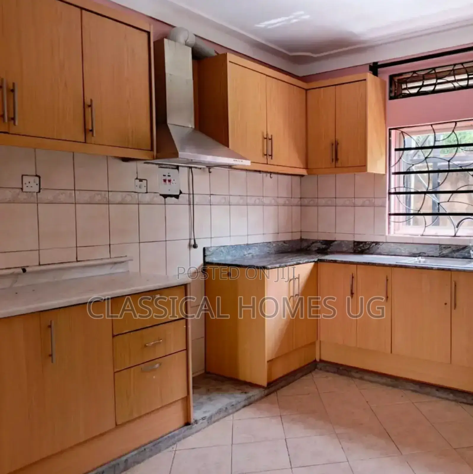 4bdrm Apartment in Luzira, Central Division for rent