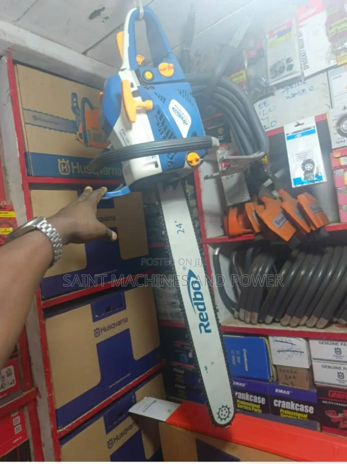 Gasoline Chainsaw Redbo