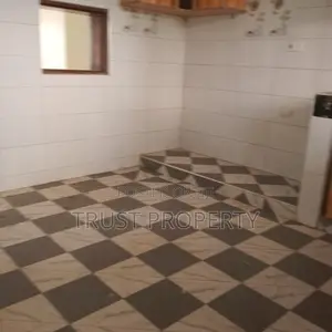Furnished 2bdrm House in Central Division for rent