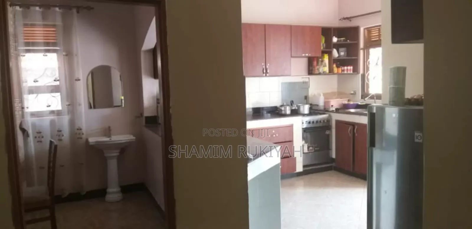 Furnished 4bdrm Bungalow in Royale Estate, Busukuma for sale