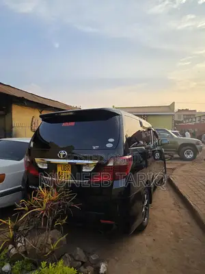 Toyota Alphard 2.4 Petrol AWD 2010 Black