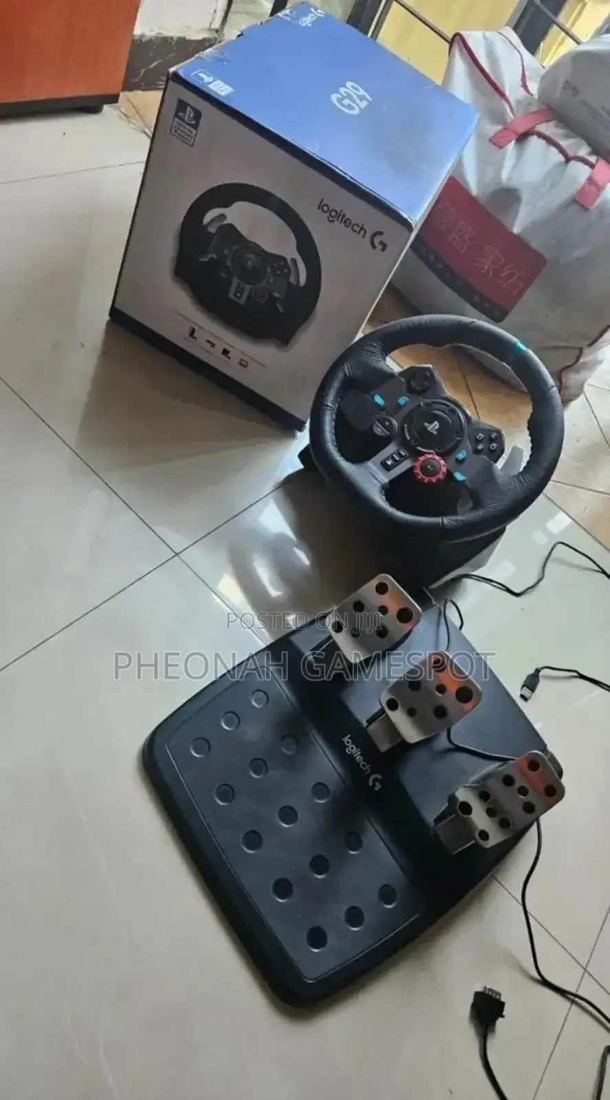 Logitech G9 Driving Force. Compatible on All Gaming Consoles