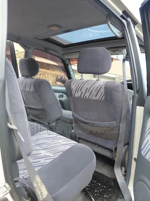 Toyota Land Cruiser Prado 2001 Pearl