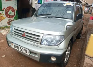 Mitsubishi Pajero IO 2003 Gray