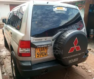 Mitsubishi Pajero IO 2003 Gray