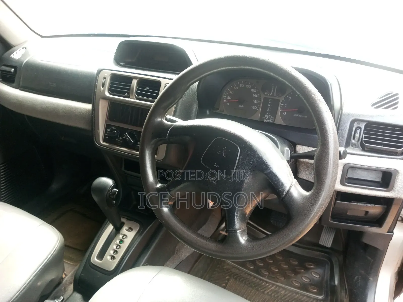 Mitsubishi Pajero IO 2003 Gray