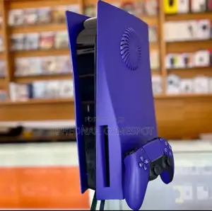 A Clean, Uk-used Playstation 5 (Ps5) In Pristine Condition. 2 Pads