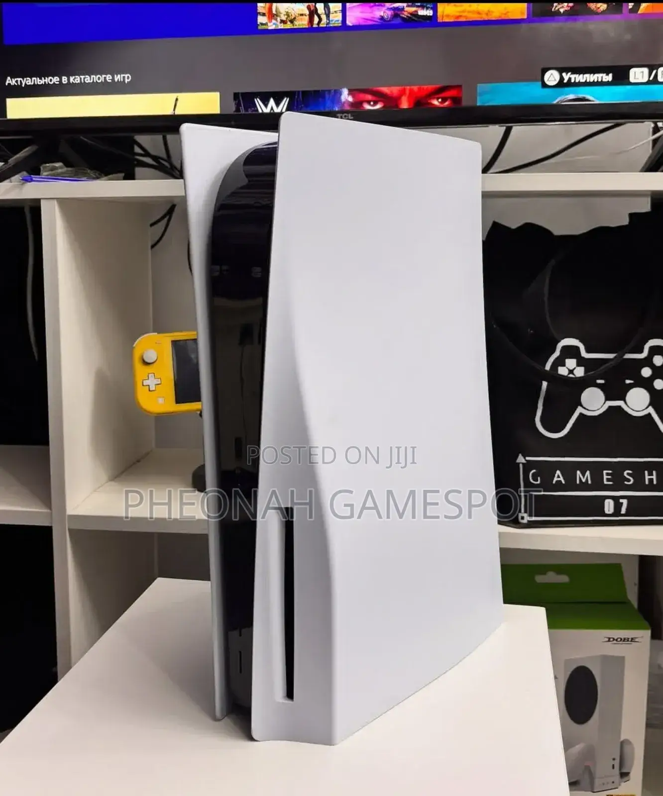 Uk Used Playstation 5 Ps5: 2 Pads. Free Games. Just Enjoy The Life.