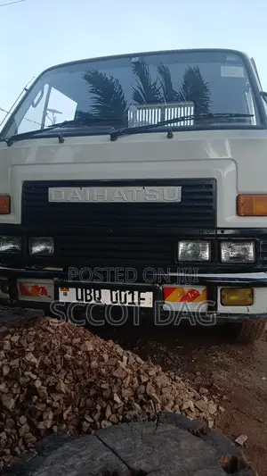 Daihatsu Delta 1998 White
