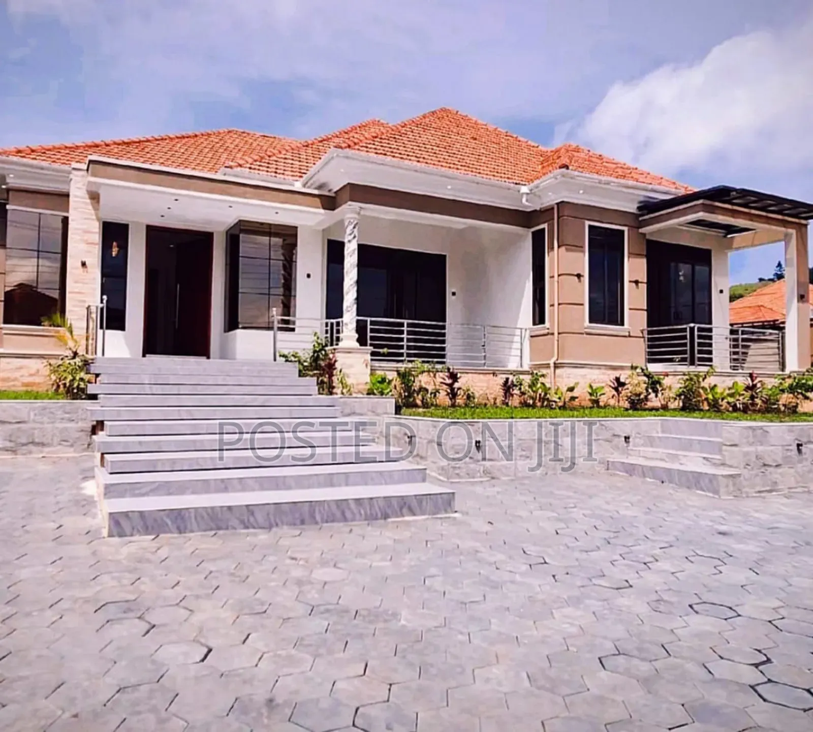 4bdrm Bungalow in Bwebajja, Central Division for sale in Central ...