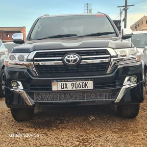 Toyota Land Cruiser 2017 Black