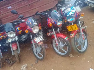 Bajaj CT 125X 2025 Red